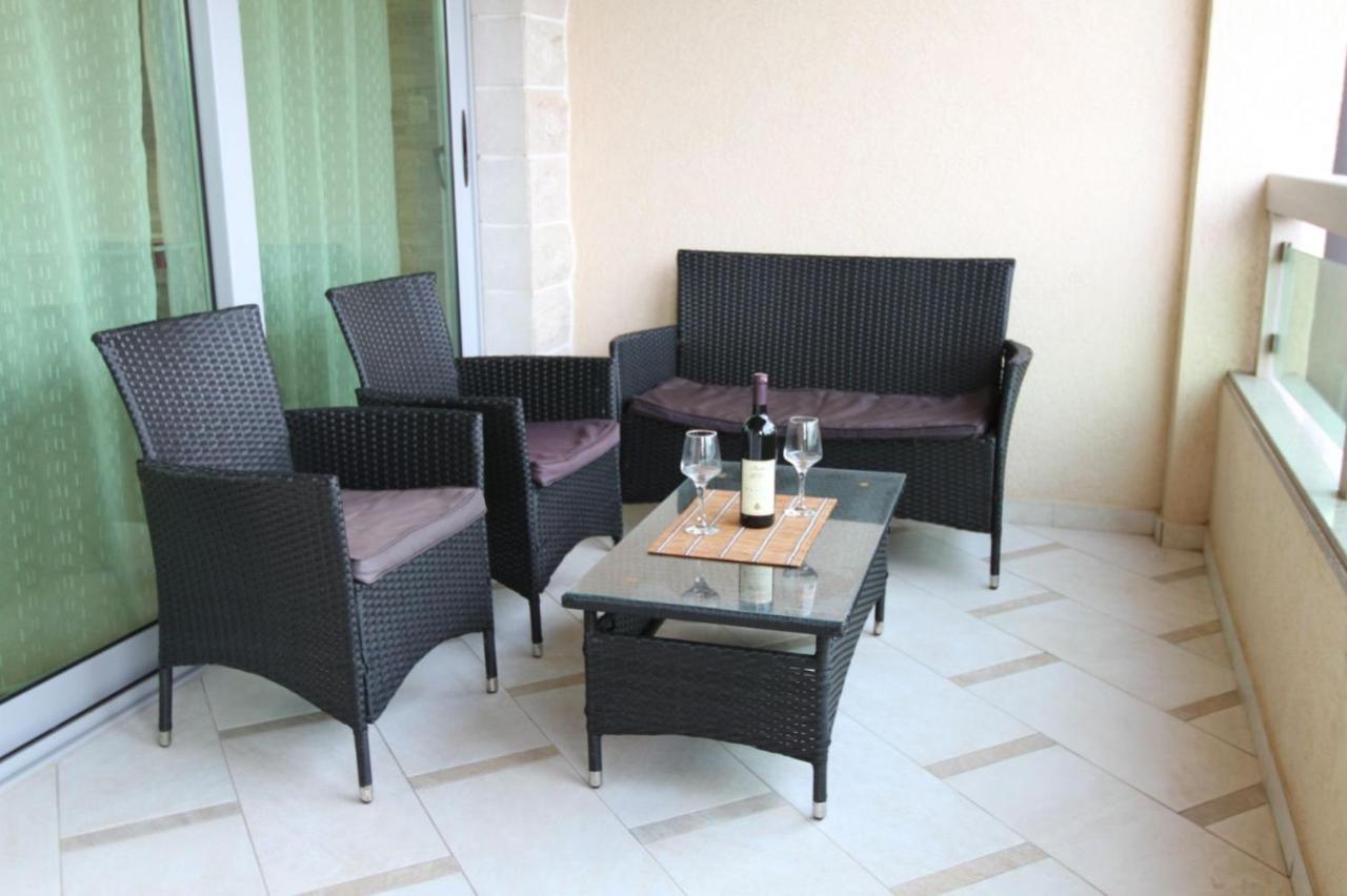 Luxury Apartment Big Blue Будва Екстер'єр фото