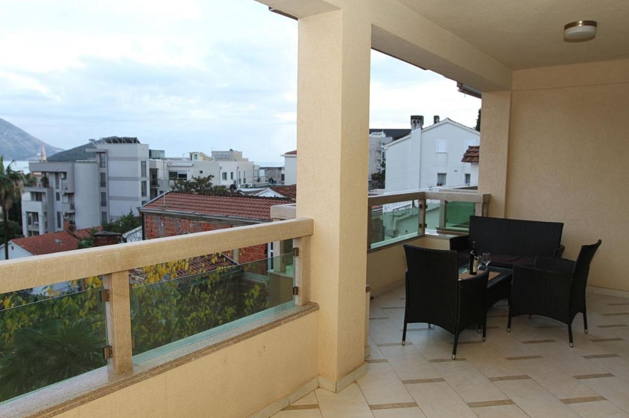 Luxury Apartment Big Blue Будва Екстер'єр фото
